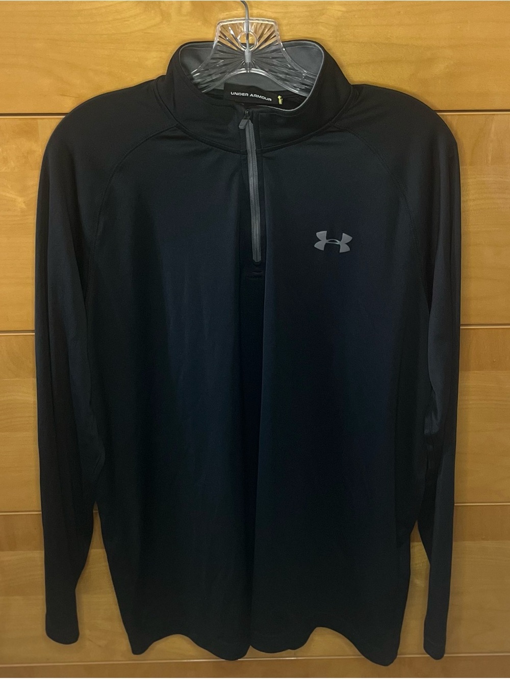Under Armour Men’s Black Long Sleeve Pullover